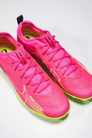 Giày đá bóng Nike Air